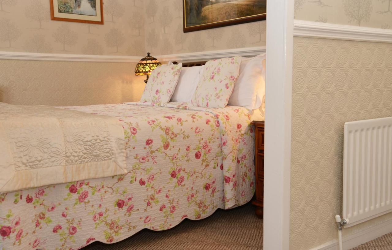 The Cumberland Bed & Breakfast Llandudno Eksteriør bilde