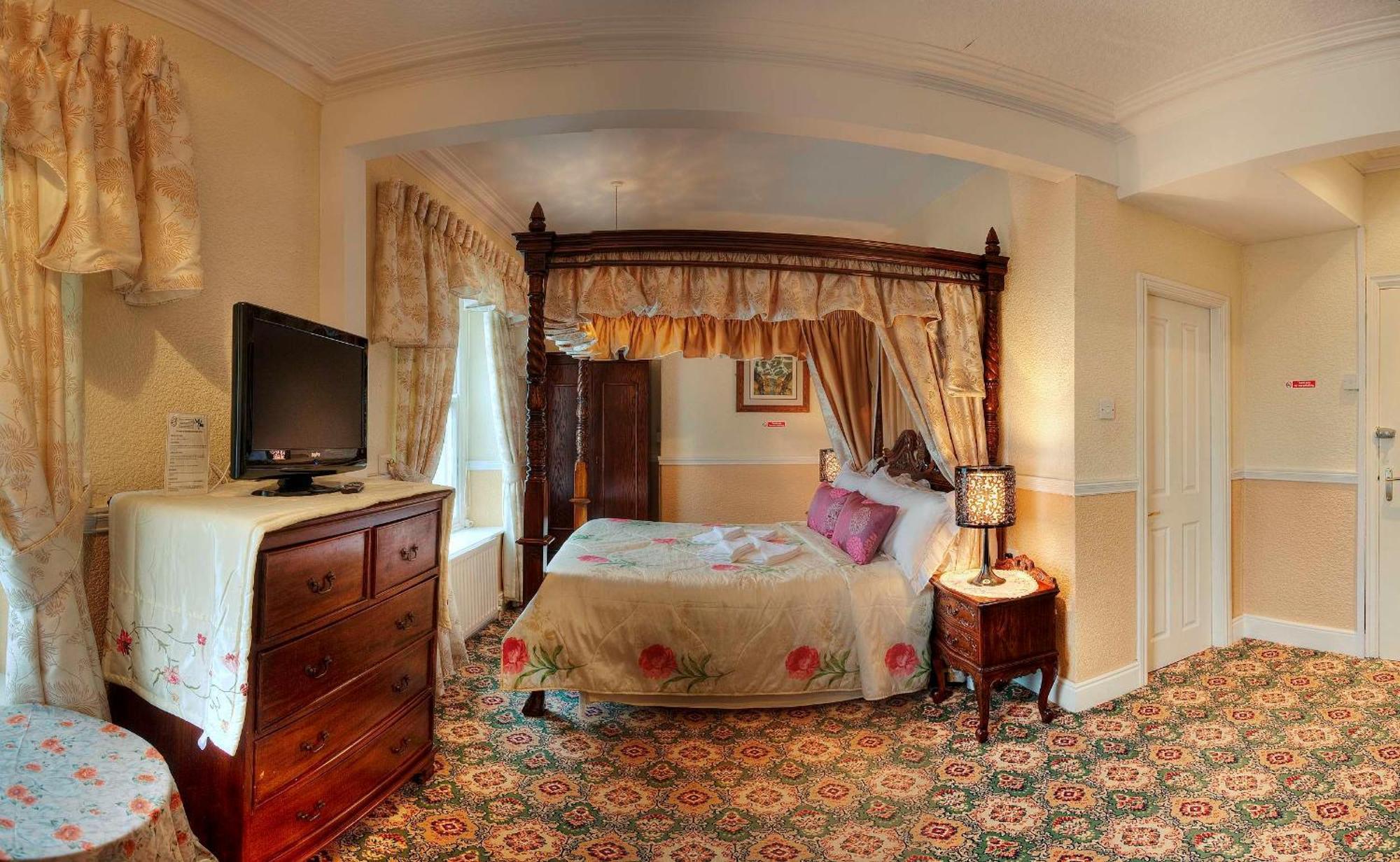 The Cumberland Bed & Breakfast Llandudno Eksteriør bilde