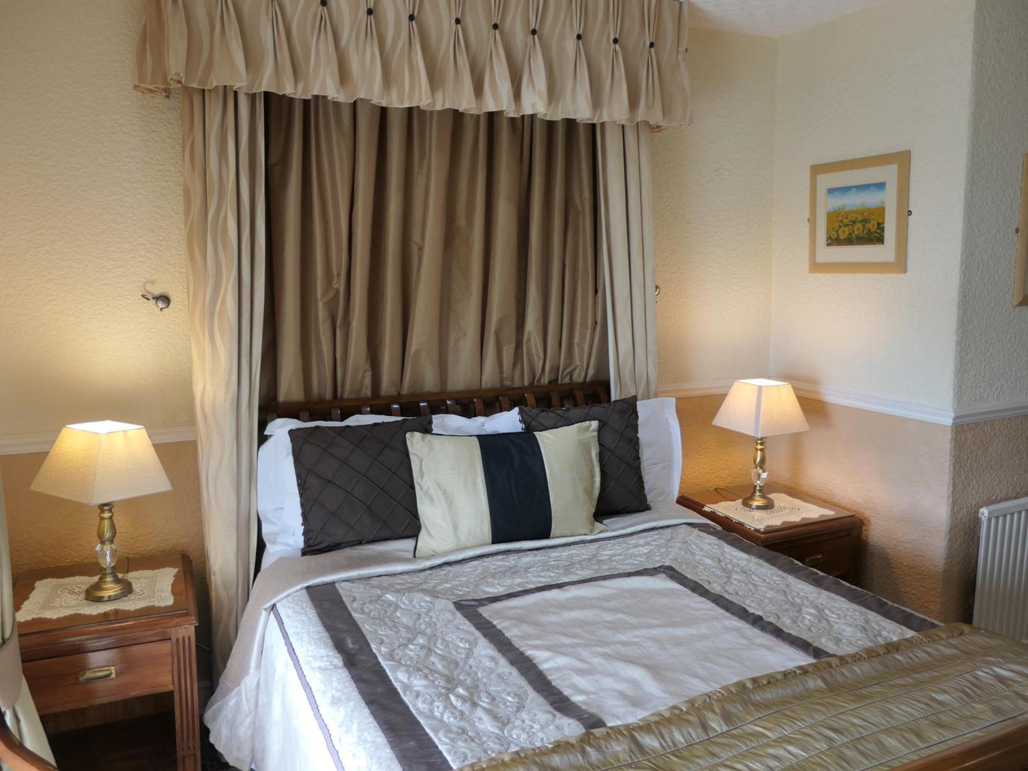 The Cumberland Bed & Breakfast Llandudno Eksteriør bilde