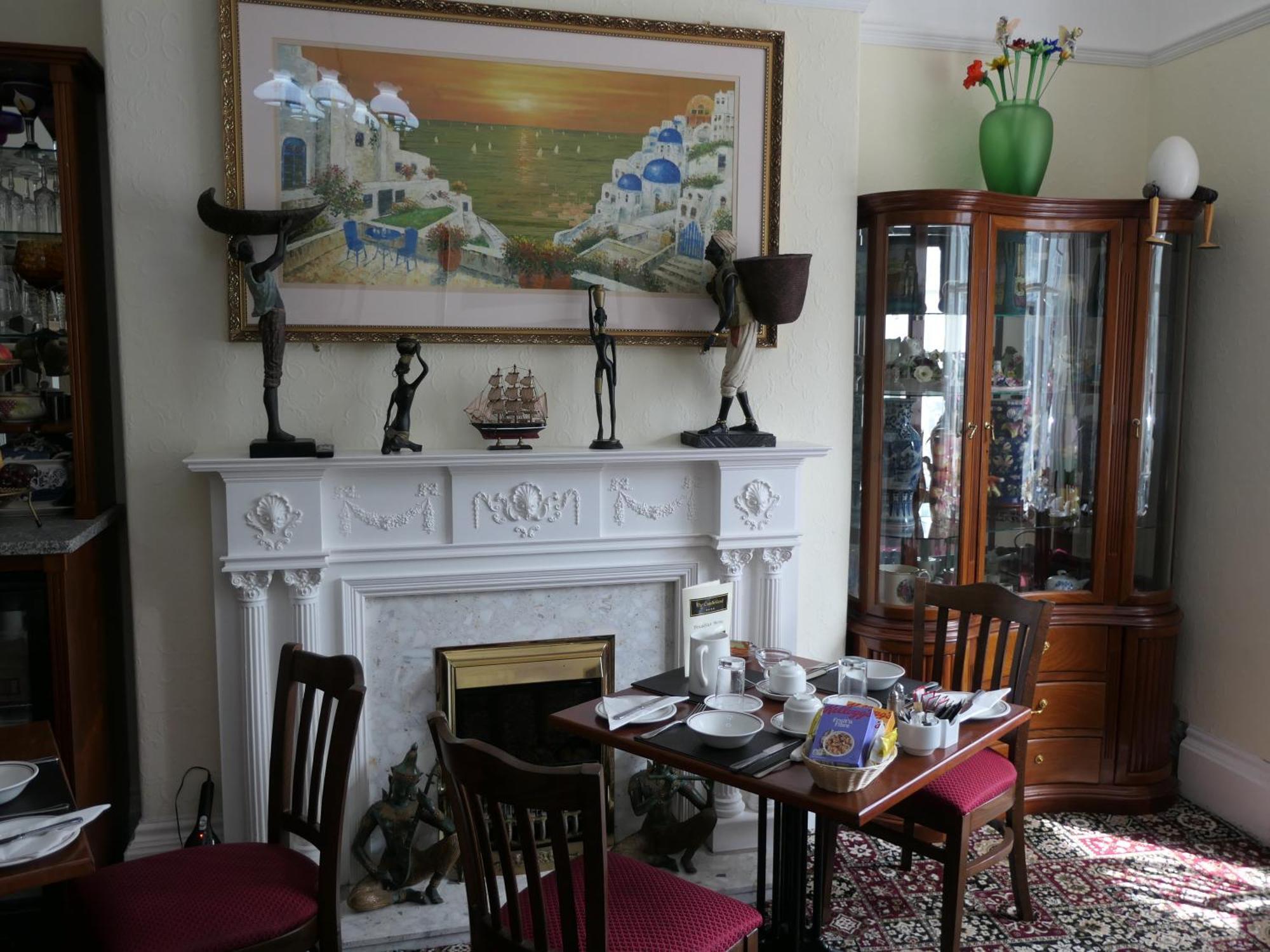 The Cumberland Bed & Breakfast Llandudno Eksteriør bilde