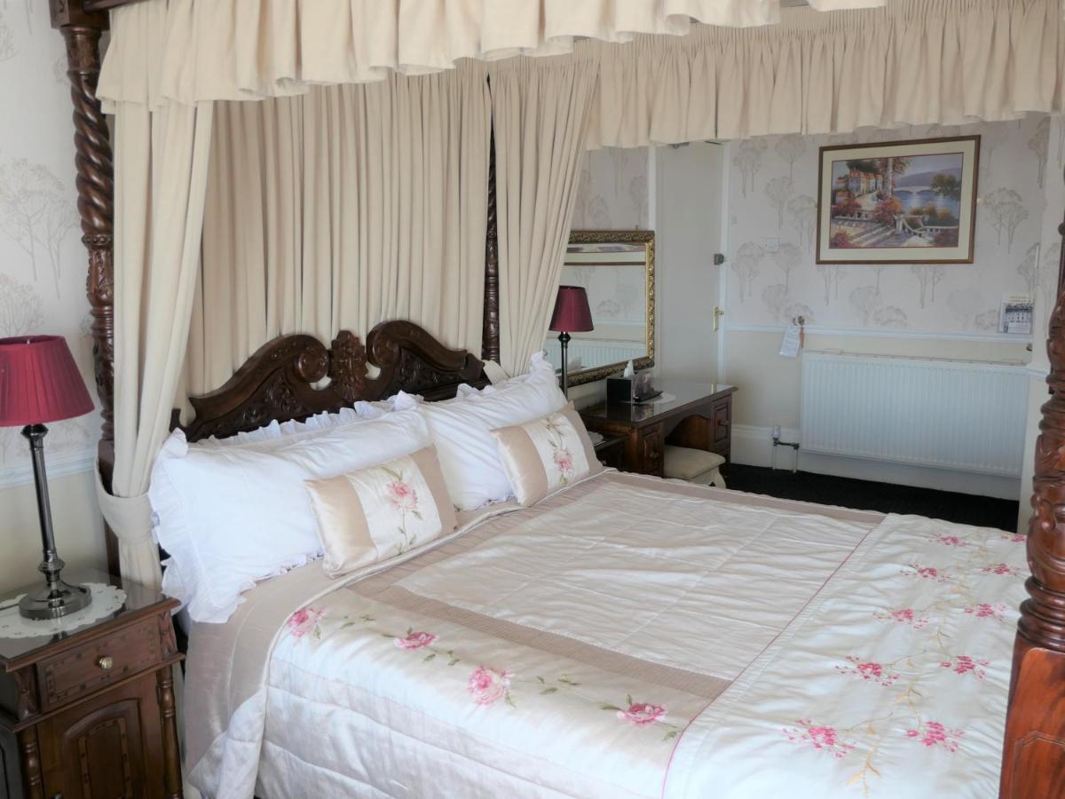 The Cumberland Bed & Breakfast Llandudno Eksteriør bilde